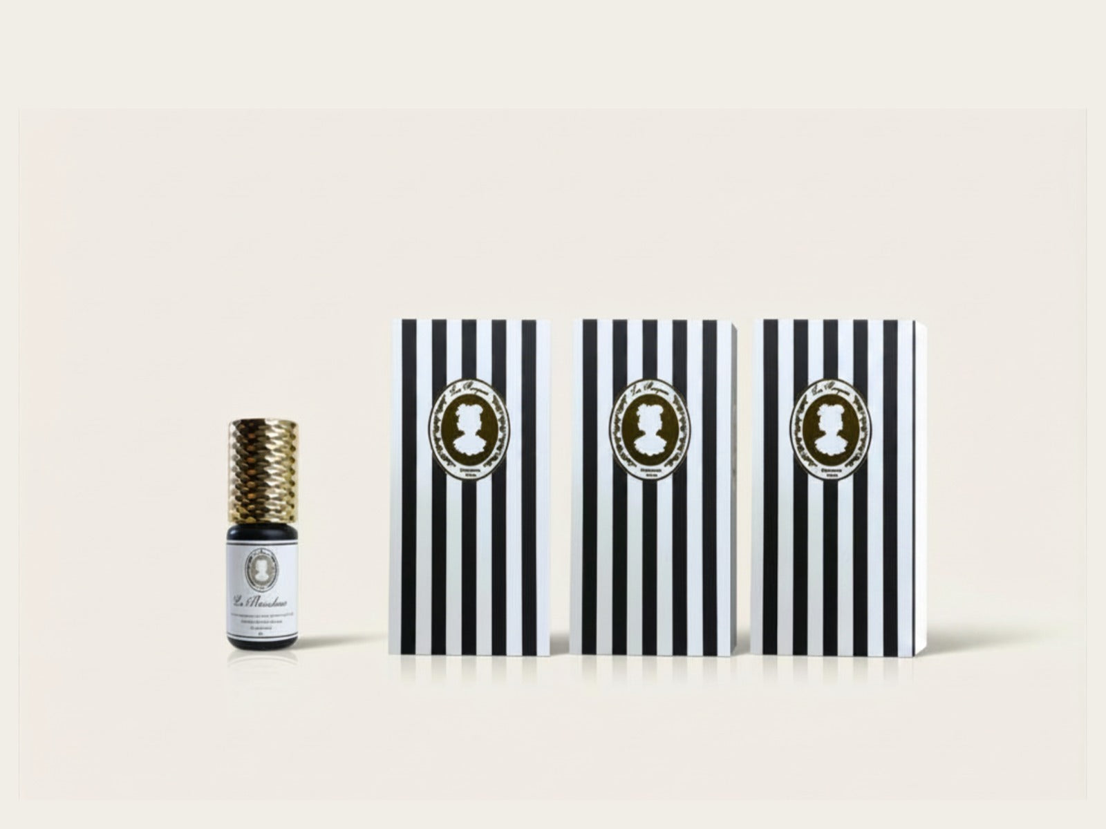 Coffret Trousseau Volume Russe – 3 boîtes extensions de cils + colle La Miraculeuse
